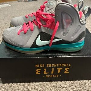Nike LeBron 9 P.S. Elite “South Beach” - Gray and Pink